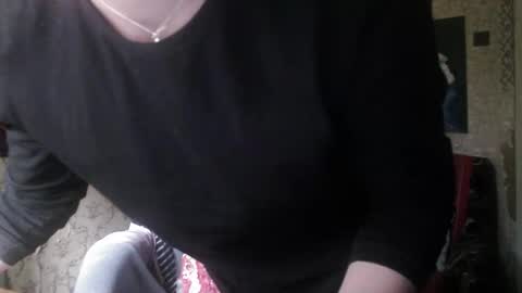 Snapshot of alice_peach chatting on 09.22.25 bigclit daddy squirt bigdildo fit online show from 09.22.25