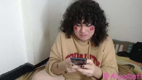 Alicia Aldara online show from 04.24.26