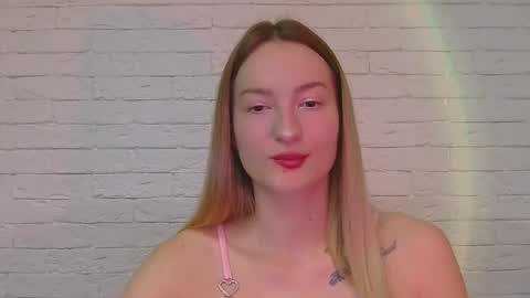 Snapshot of alice_sweet_01 chatting on 11.11.25 Alice online show from 11.11.25