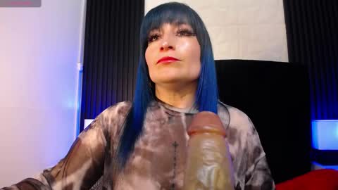 Snapshot of alice_sweetmomma chatting on 10.04.25 Alice online show from 10.04.25