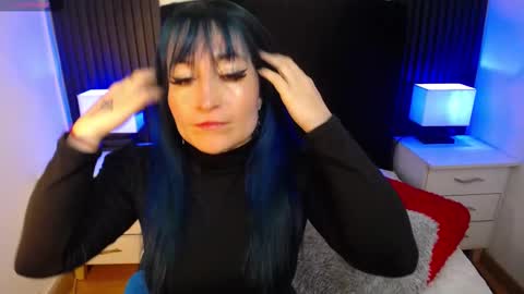 Snapshot of alice_sweetmomma chatting on 10.15.25 Alice online show from 10.15.25