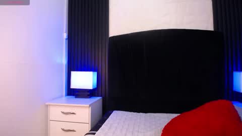 Snapshot of alice_sweetmomma chatting on 10.16.25 Alice online show from 10.16.25