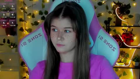 Snapshot of alice_tails chatting on 02.02.26 Alice online show from 02.02.26