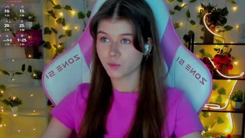 Snapshot of alice_tails chatting on 02.05.26 Alice online show from 02.05.26