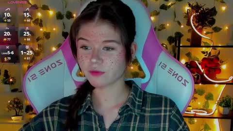 Snapshot of alice_tails chatting on 02.17.26 Alice online show from 02.17.26