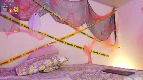 Snapshot of alice_twerk chatting on 10.06.25 Alice online show from 10.06.25