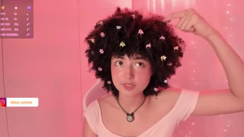 Snapshot of alice_wiinter chatting on 11.19.25 Alice online show from 11.19.25