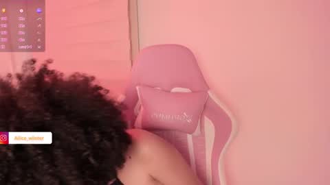 Snapshot of alice_wiinter chatting on 11.20.25 Alice online show from 11.20.25