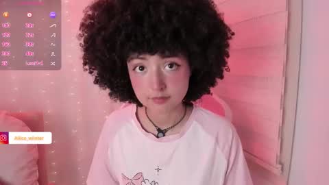 Snapshot of alice_wiinter chatting on 02.05.26 Alice online show from 02.05.26