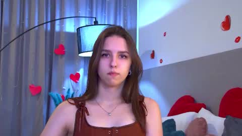 Snapshot of aliceatkin chatting on 07.20.26 Alice online show from 07.20.26