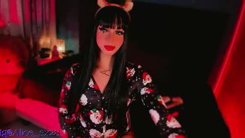 Alice online show from 11.30.25