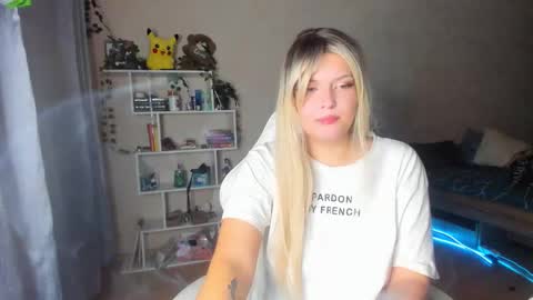 AliceCasey online show from 10.16.25