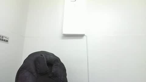 Snapshot of alicee16 chatting on 01.11.25 alicee16 online show from 01.11.25