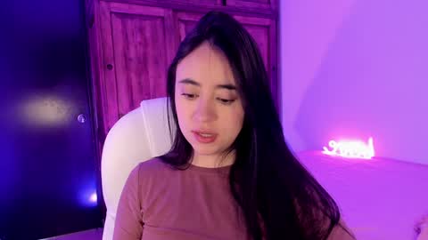 Snapshot of alicee_2 chatting on 01.20.25 Aliceee .. 97YP9VWGZHrefnav wishlist lists 1 online show from 01.20.25