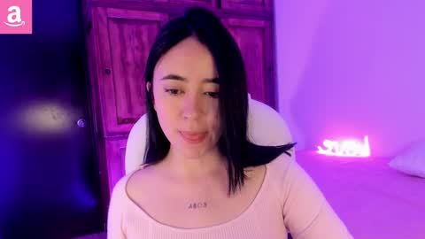 Snapshot of alicee_2 chatting on 02.20.25 Aliceee .. 97YP9VWGZHrefnav wishlist lists 1 online show from 02.20.25