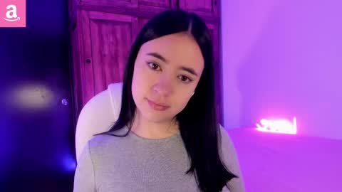 Snapshot of alicee_2 chatting on 02.22.25 Aliceee .. 97YP9VWGZHrefnav wishlist lists 1 online show from 02.22.25