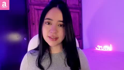 Snapshot of alicee_2 chatting on 02.26.25 Aliceee .. 97YP9VWGZHrefnav wishlist lists 1 online show from 02.26.25