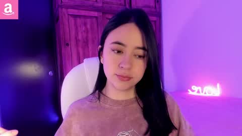Snapshot of alicee_2 chatting on 03.01.25 Aliceee .. 97YP9VWGZHrefnav wishlist lists 1 online show from 03.01.25