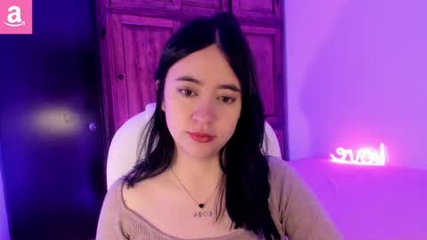 Snapshot of alicee_2 chatting on 03.04.25 Aliceee .. 97YP9VWGZHrefnav wishlist lists 1 online show from 03.04.25