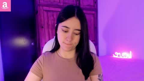 Snapshot of alicee_2 chatting on 03.06.25 Aliceee .. 97YP9VWGZHrefnav wishlist lists 1 online show from 03.06.25