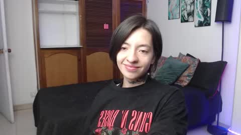 alicee_logan_ online show from 11.15.25