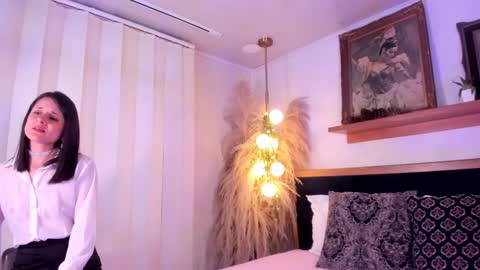 Snapshot of alicee_milf_ chatting on 01.21.25 Aleja online show from 01.21.25
