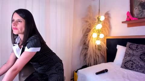 Snapshot of alicee_milf_ chatting on 03.05.25 Aleja online show from 03.05.25
