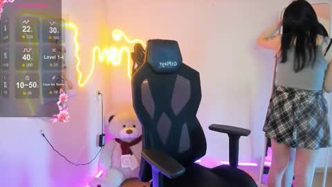 Snapshot of aliceeinwonderlanddd chatting on 02.22.26 Alice online show from 02.22.26