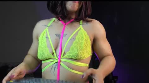 alicefit_212 online show from 11.11.25