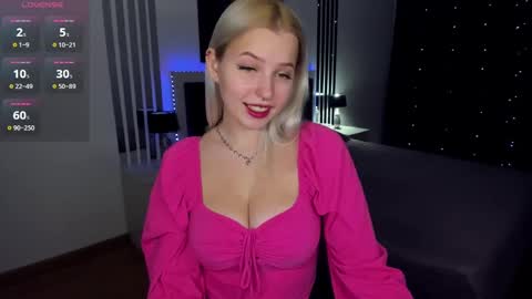 Snapshot of alicefreman chatting on 12.27.24 Alice online show from 12.27.24