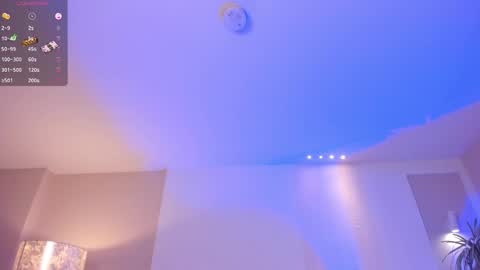 Snapshot of aliceharperx chatting on 10.30.25 Alice online show from 10.30.25