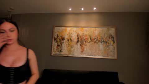 Snapshot of aliceharperx chatting on 11.09.25 Alice online show from 11.09.25