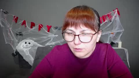 Snapshot of aliceinks chatting on 10.18.25 AliceInks online show from 10.18.25