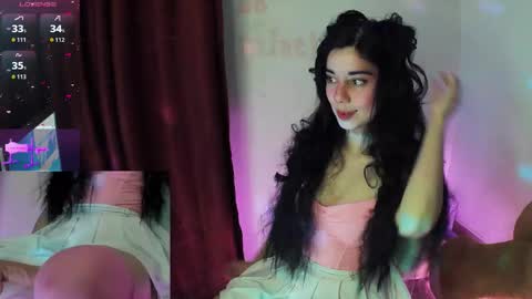 Snapshot of alicekingdom chatting on 10.10.25 Alicekingdom online show from 10.10.25