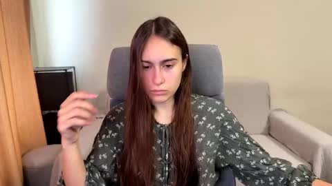 alicekollt online show from 10.15.25