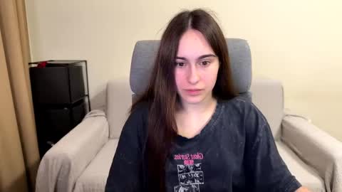 Snapshot of alicekollt chatting on 06.06.26 alicekollt online show from 06.06.26