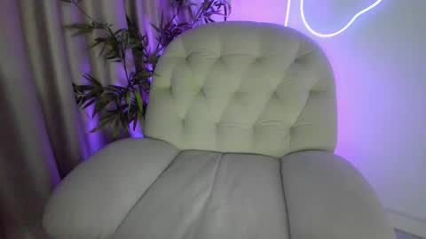 AliceLevine online show from 03.18.26