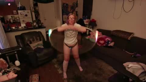 Snapshot of aliceliddell710 chatting on 05.14.26 Alice Liddell online show from 05.14.26