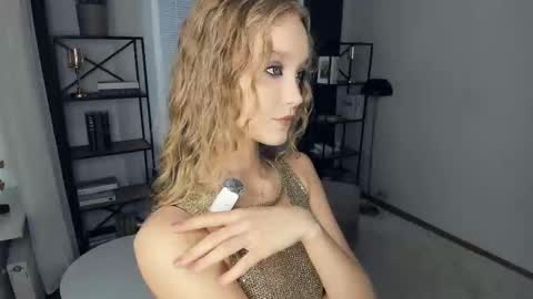 Serena online show from 01.08.26