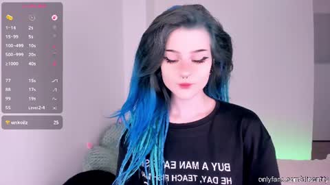 Snapshot of alicentity chatting on 06.17.26 Alice online show from 06.17.26
