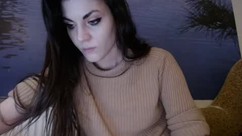 Snapshot of alicetailorrr chatting on 02.19.25 AliceTailorrr online show from 02.19.25