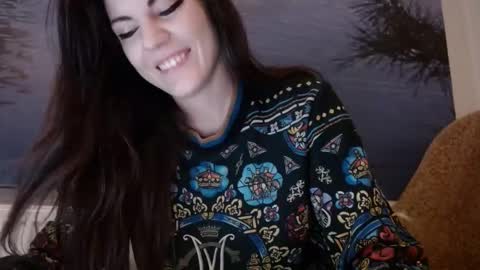 Snapshot of alicetailorrr chatting on 02.25.25 AliceTailorrr online show from 02.25.25