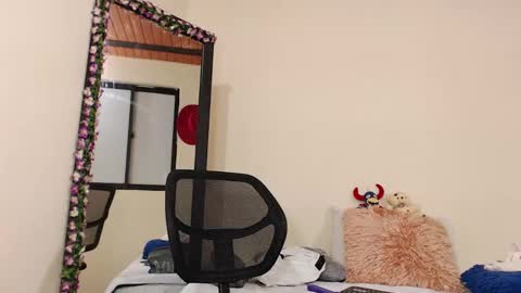 Snapshot of aliceusher_1 chatting on 12.24.24 J Ruiz online show from 12.24.24