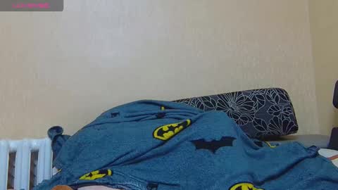 Snapshot of alicewoolfy chatting on 11.11.25 AliceWoolfy online show from 11.11.25