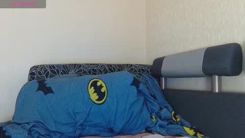 AliceWoolfy online show from 11.28.25