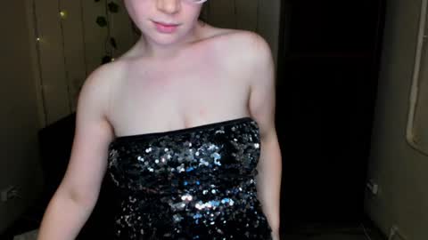 Snapshot of alicia_folow chatting on 01.16.25 Alicia online show from 01.16.25