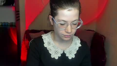 Snapshot of alicia_folow chatting on 01.18.25 Alicia online show from 01.18.25