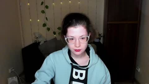 Snapshot of alicia_folow chatting on 01.26.25 Alicia online show from 01.26.25