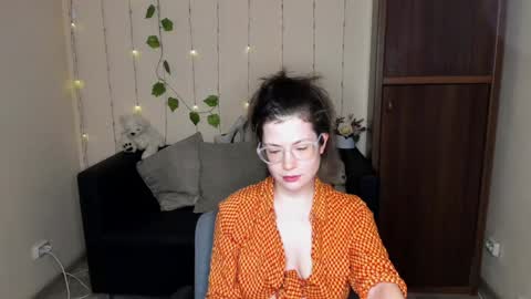 Snapshot of alicia_folow chatting on 01.26.25 Alicia online show from 01.26.25