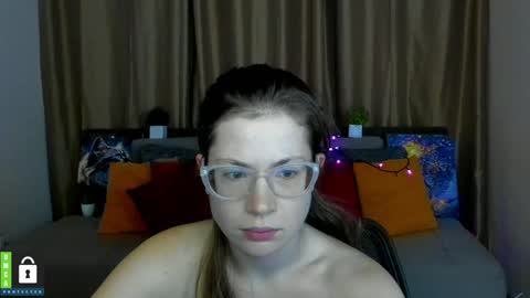 Snapshot of alicia_folow chatting on 01.31.25 Alicia online show from 01.31.25